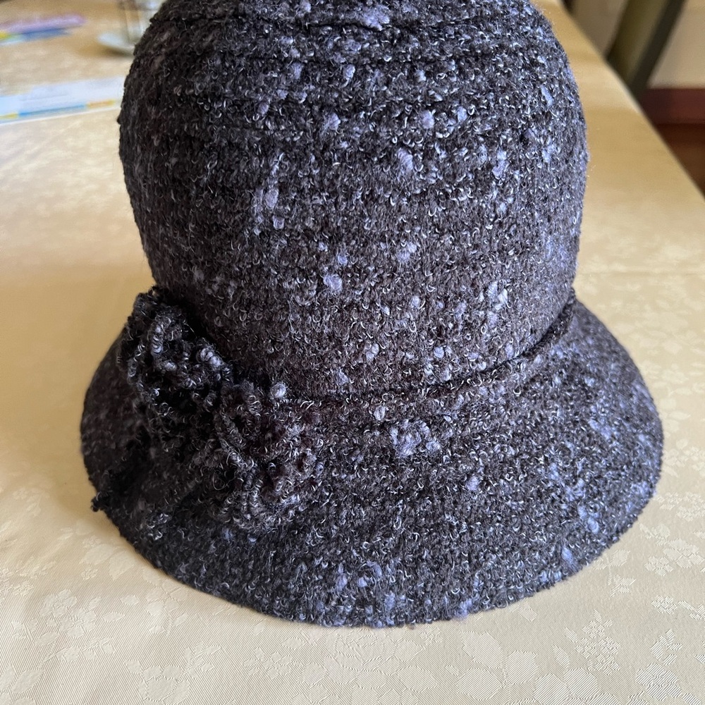 Betmar Textured Blue & Back Hat with Bow